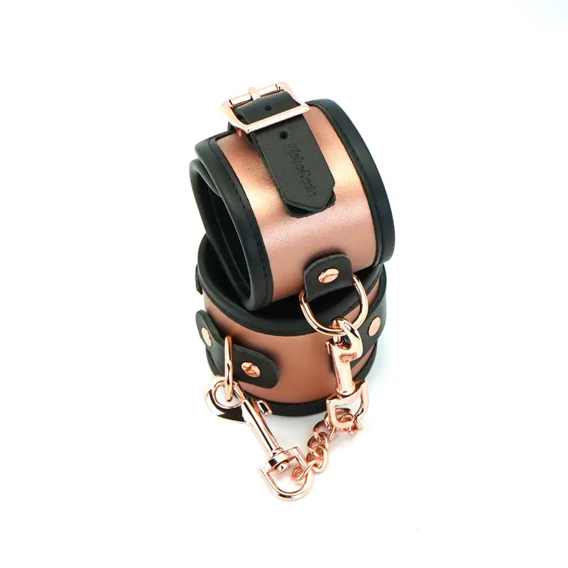 bdsm là gì các thuật ngữ bondage dominance sadism masochism